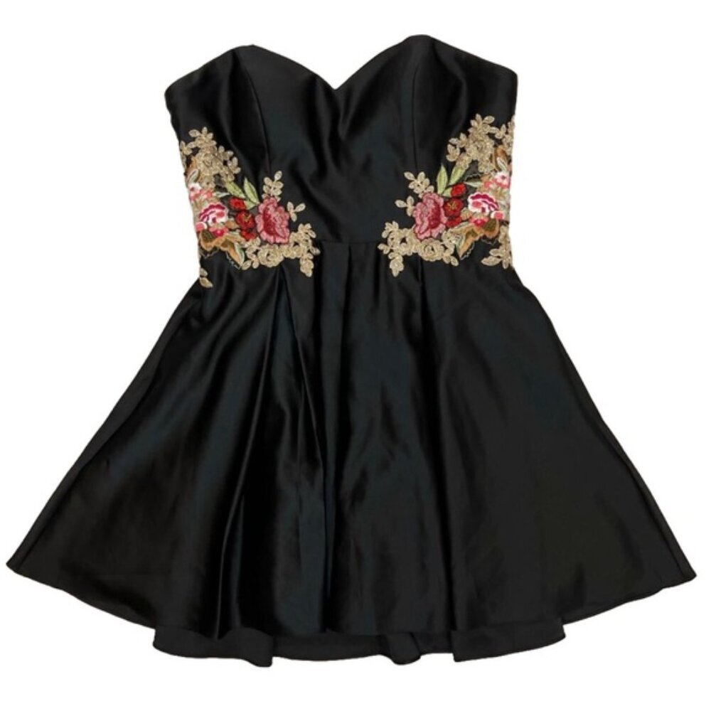 Blondie Nites Embroidered Lined Sleeveless Sweetheart Fit Flare Mini Dress 13‎